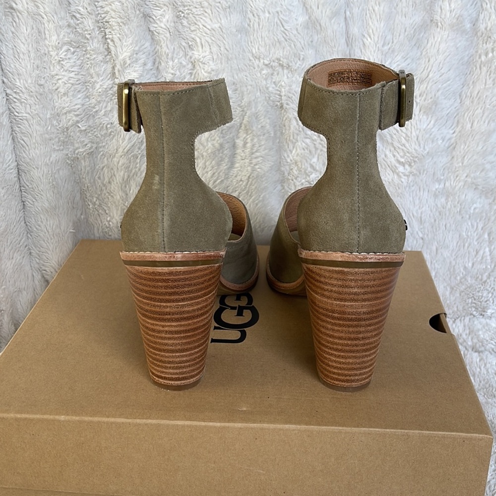 Ugg Aja Heeled Sandal View 4